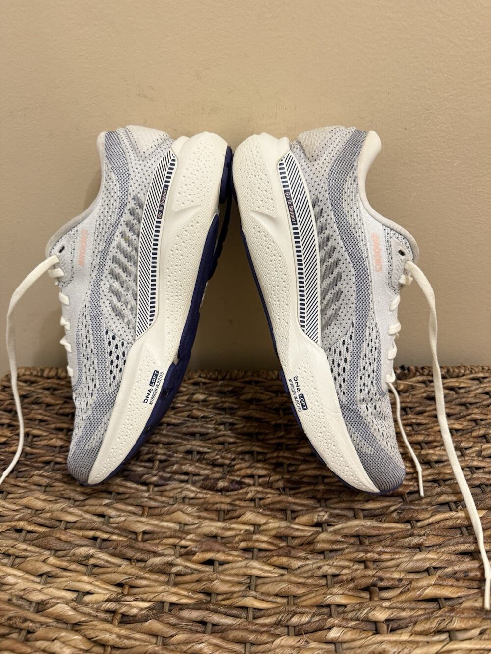 Brooks Adrenaline GTS 24 Grey Blue Ribbon Peach W 8.5 Md B